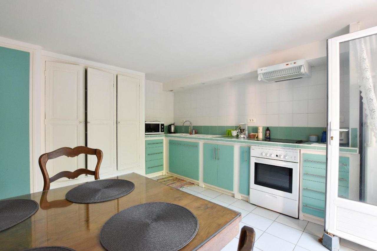Moulin Rose, Parking - Jardin Apartment Arles Bagian luar foto